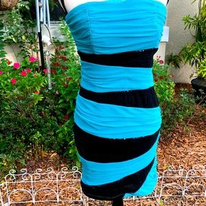 Xoxo size 9 ruched teal with black sequins dress
